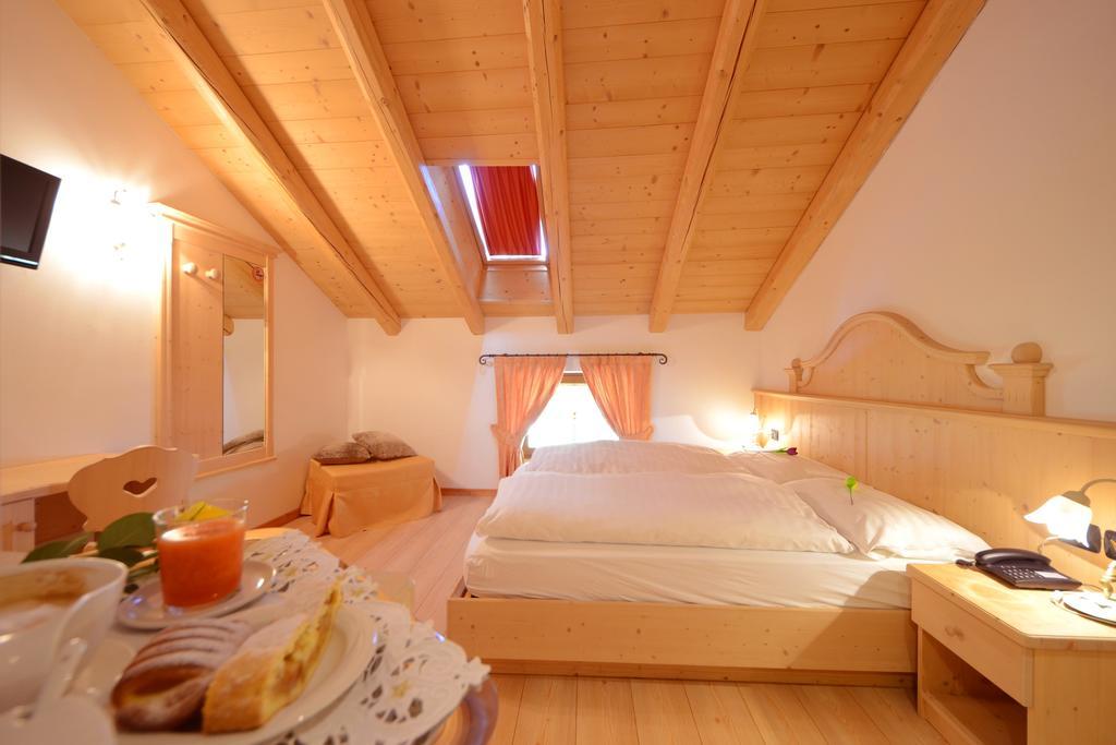 Hotel Fonte Dei Veli Панкия Экстерьер фото